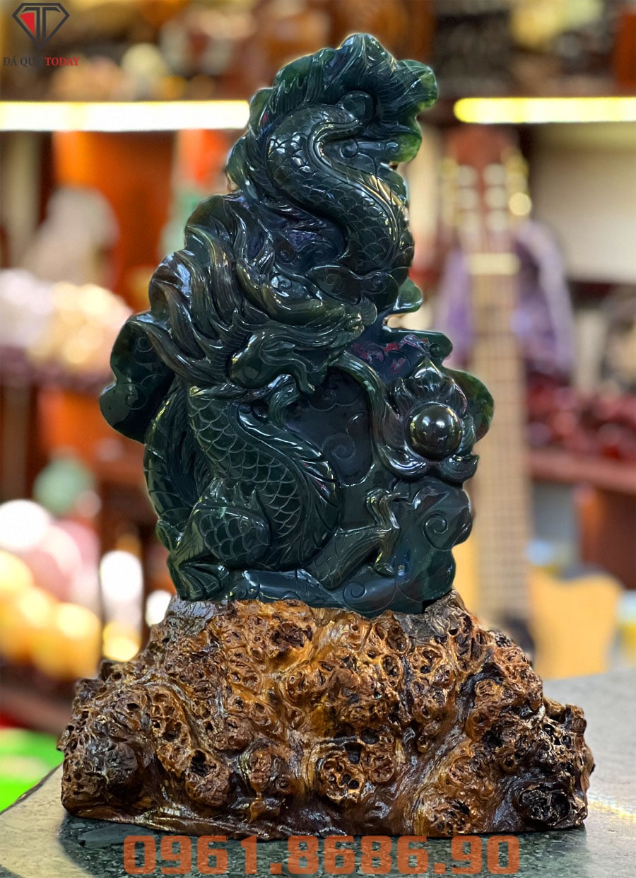 Tượng rồng đá mã não xanh phong thủy