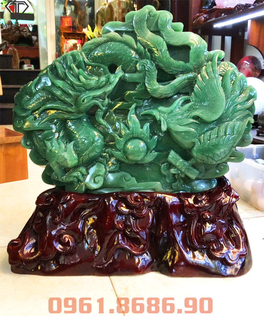 Tượng rồng phượng sum vầy bằng đá thạch anh xanh